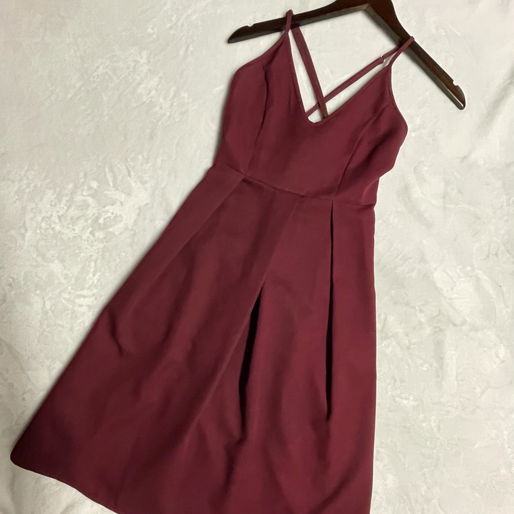 Cute Wedding Guest Dress, Flattering!